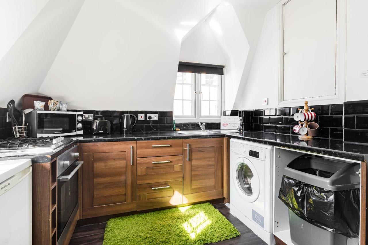 Apartment Aldgate Flats