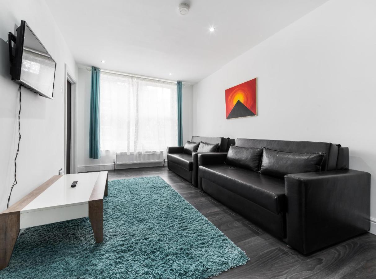 Aldgate Flats *