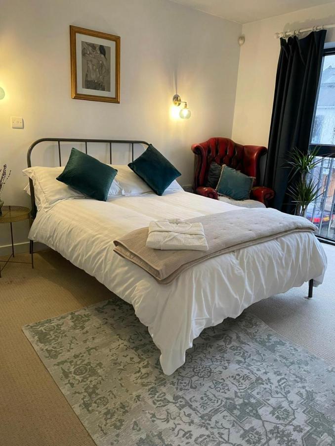 Eclectic East Hideaway With En-suite Alloggio in famiglia *