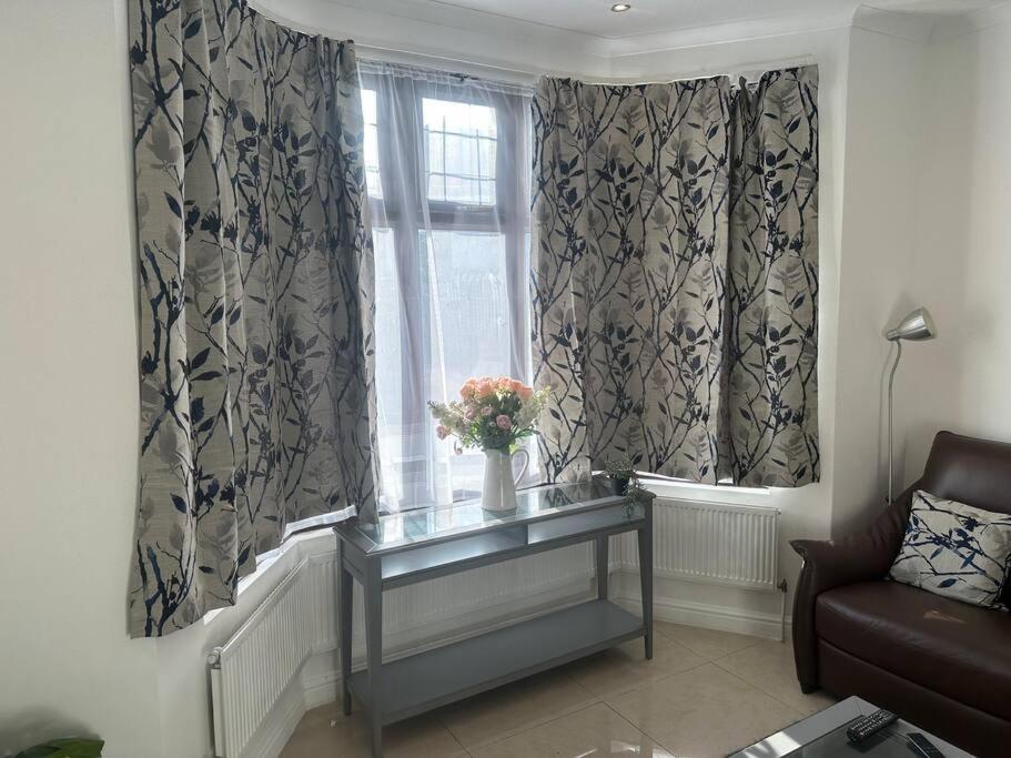 5 Bedroom House Se6 London