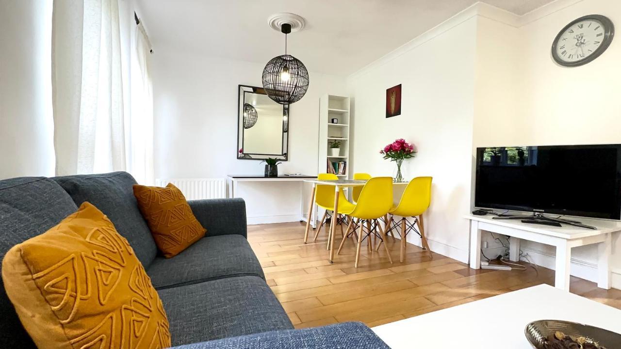 Apartment Amazing Location - Of London- 2 Bedroom Stunning Canal View House With Private Garden,parking & Balcony London