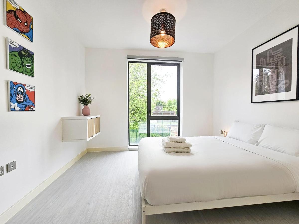 Centrally Located Spacious Flat Near Canary Wharf Appartement Londen