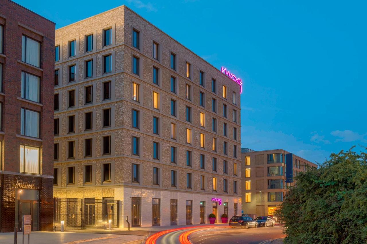 Moxy Excel Hotel London