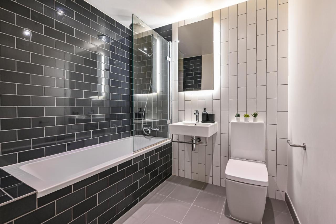 Khayat Homes - The Canex - One Bed Lägenhet