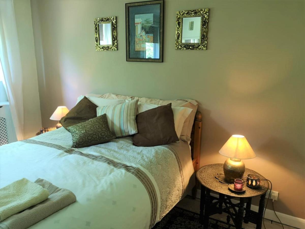 Oriental, 2 Double Bedroom Flat, Royal Greenwich, Se * Londra