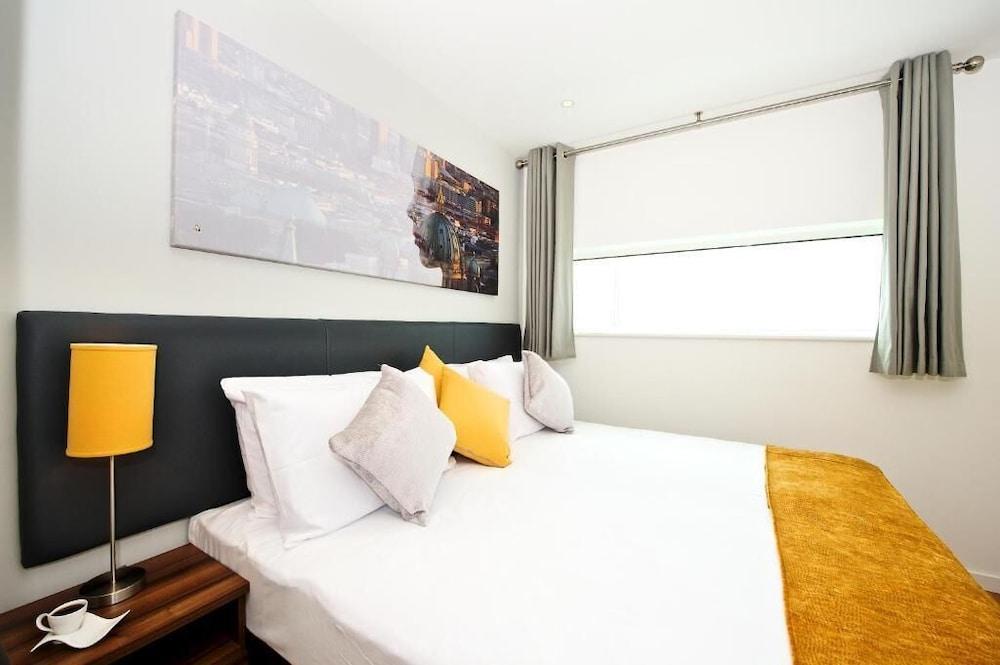 Staycity Greenwich High Road 3* London