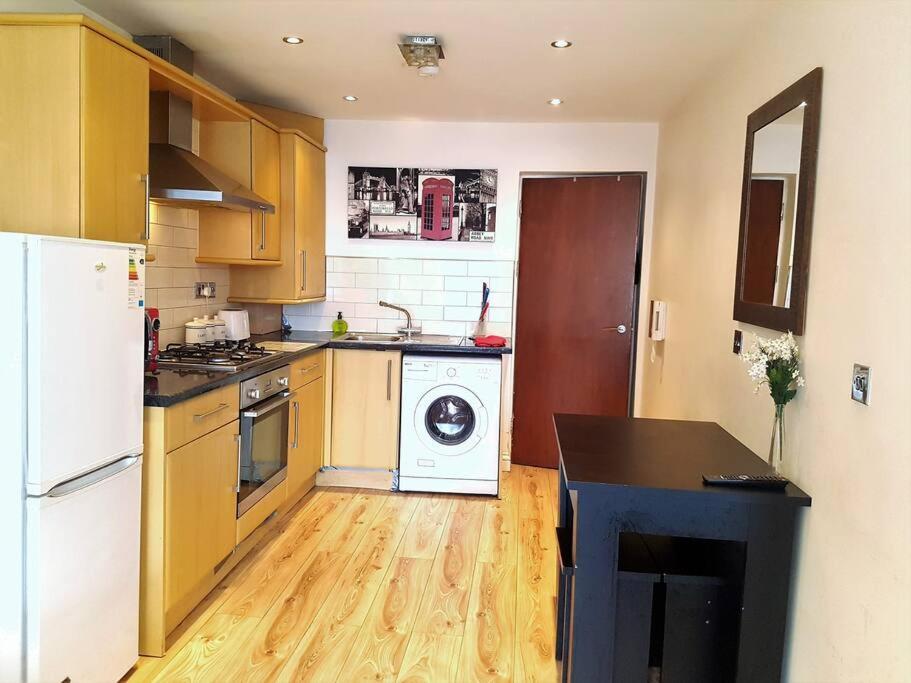 Lägenhet Comfortable Flat Near London