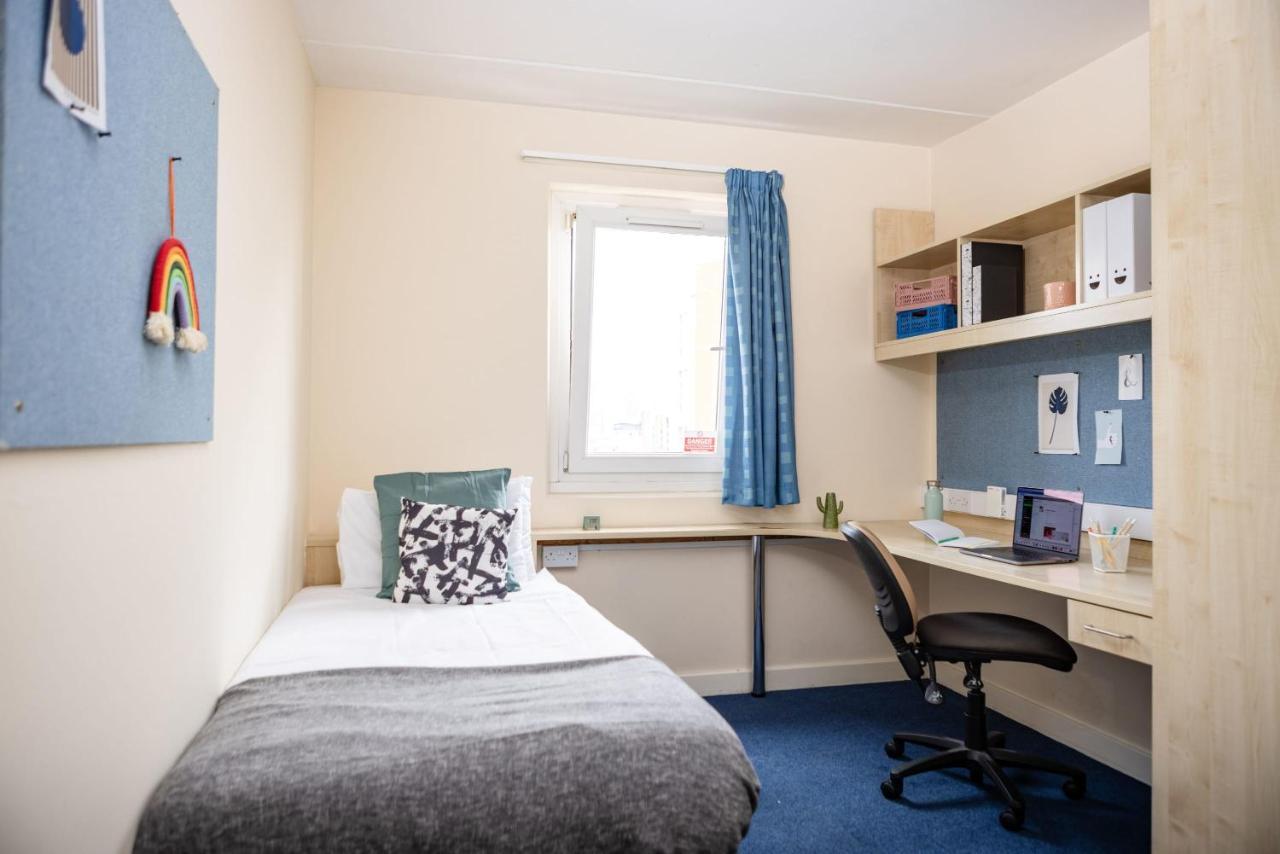 Kro Lovely Ensuite With Shared Kitchen Greenwich London