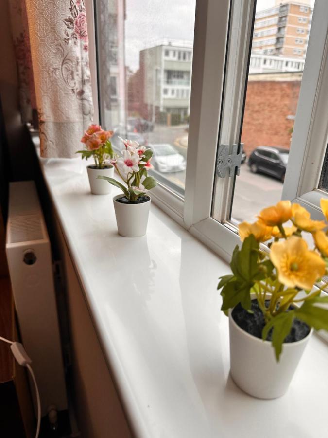 Canary Wharf Single Double And En-suite * Londra
