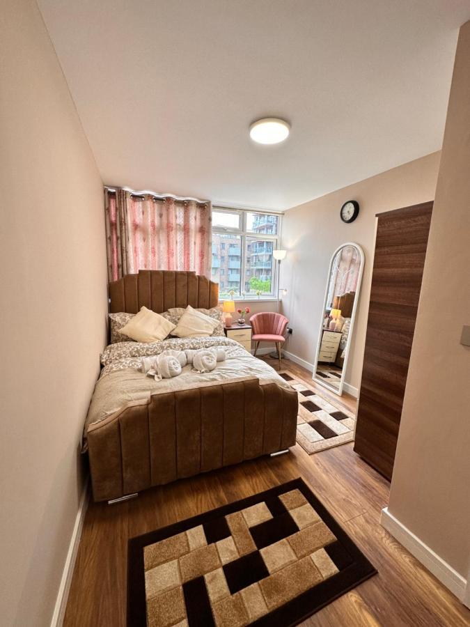 Affittacamere Canary Wharf Single Double And En-suite *