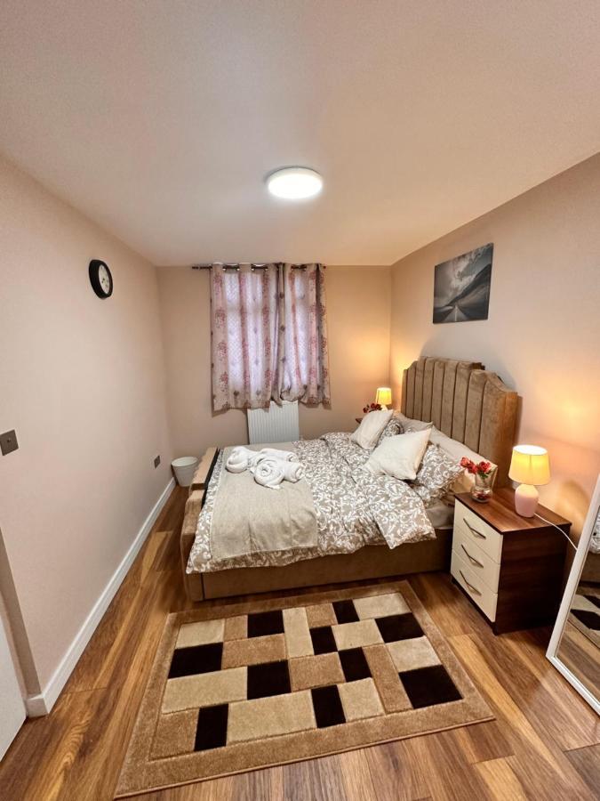 Affittacamere Canary Wharf Single Double And En-suite *