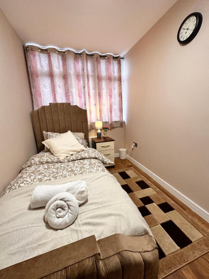 Affittacamere Canary Wharf Single Double And En-suite