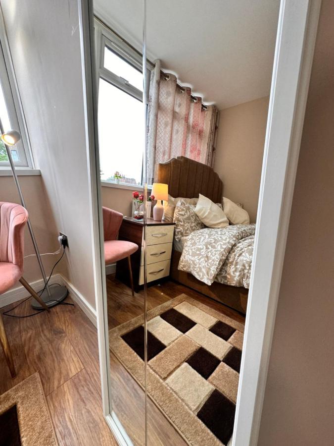 Affittacamere Canary Wharf Single Double And En-suite Londra