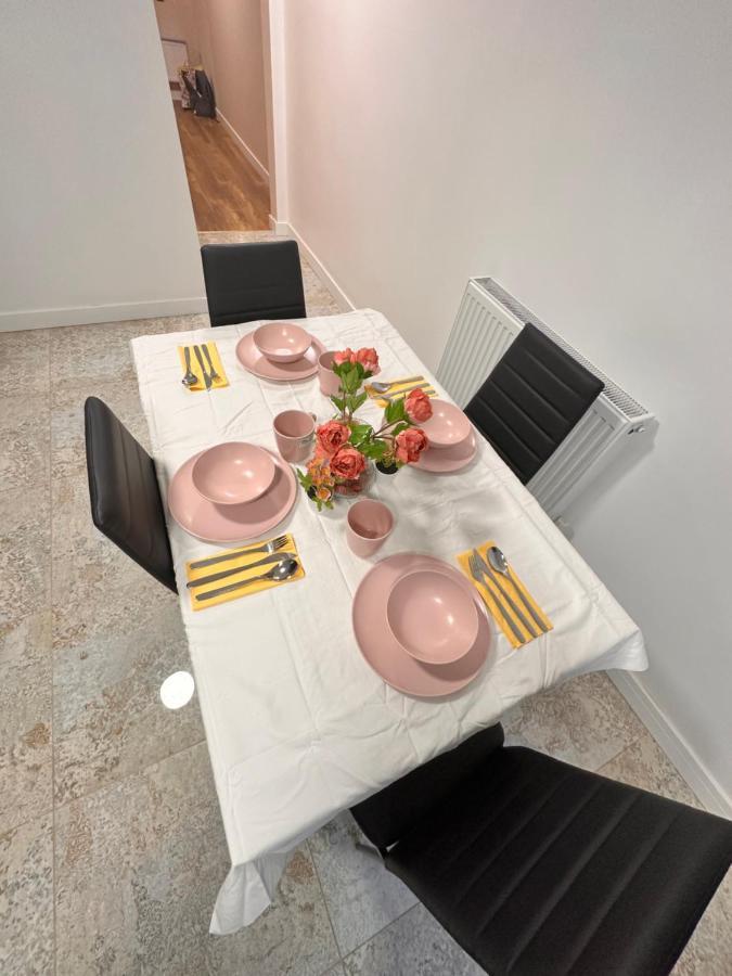 Canary Wharf Single Double And En-suite * Londra