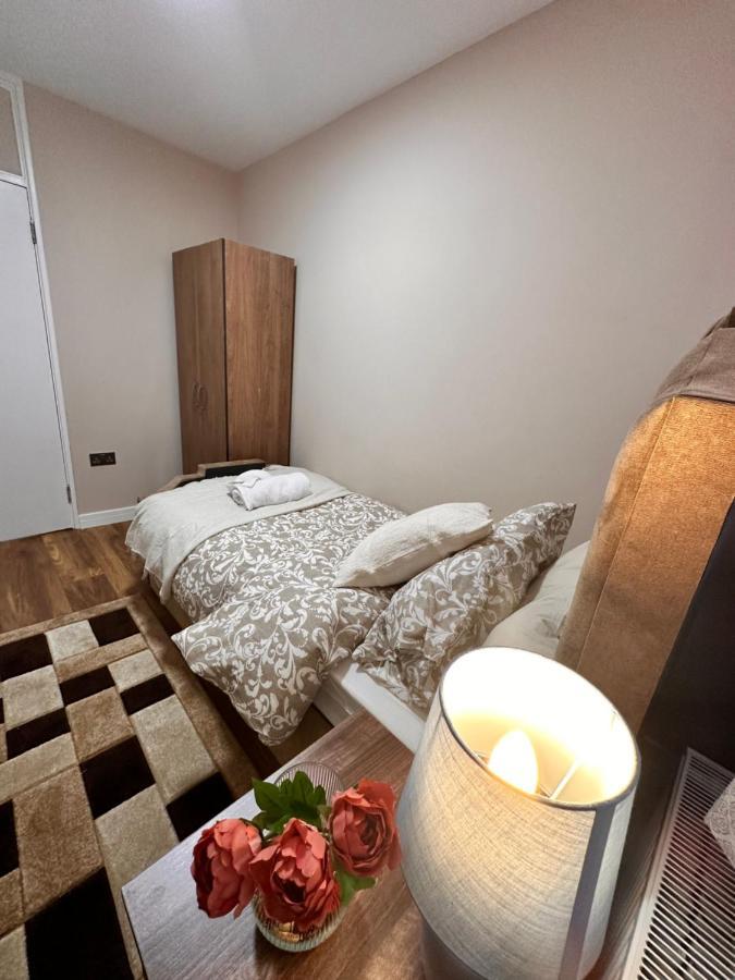 Affittacamere Canary Wharf Single Double And En-suite
