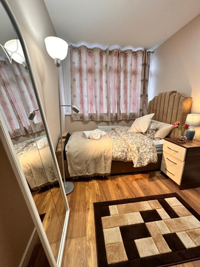 Canary Wharf Single Double And En-suite Affittacamere *