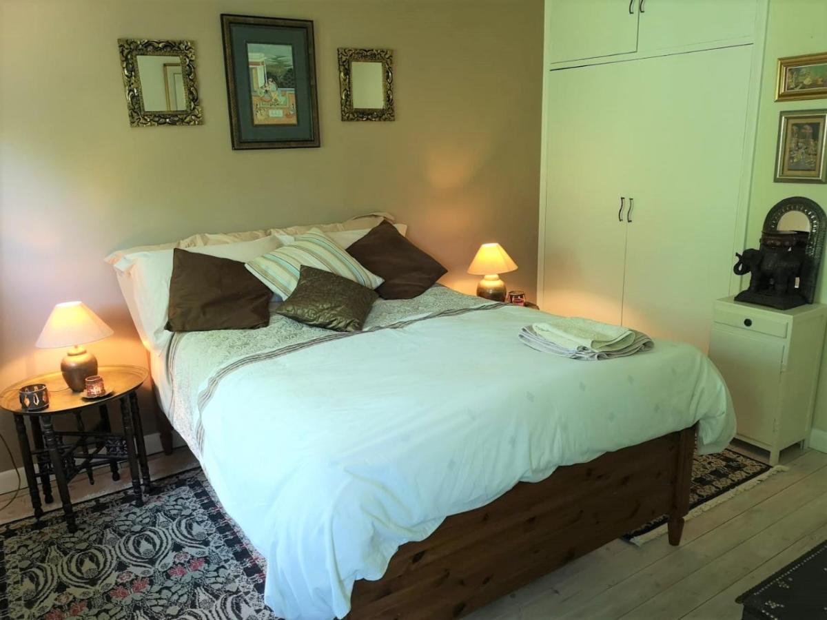 Oriental, 2 Double Bedroom Flat, Royal Greenwich, Se * Londra