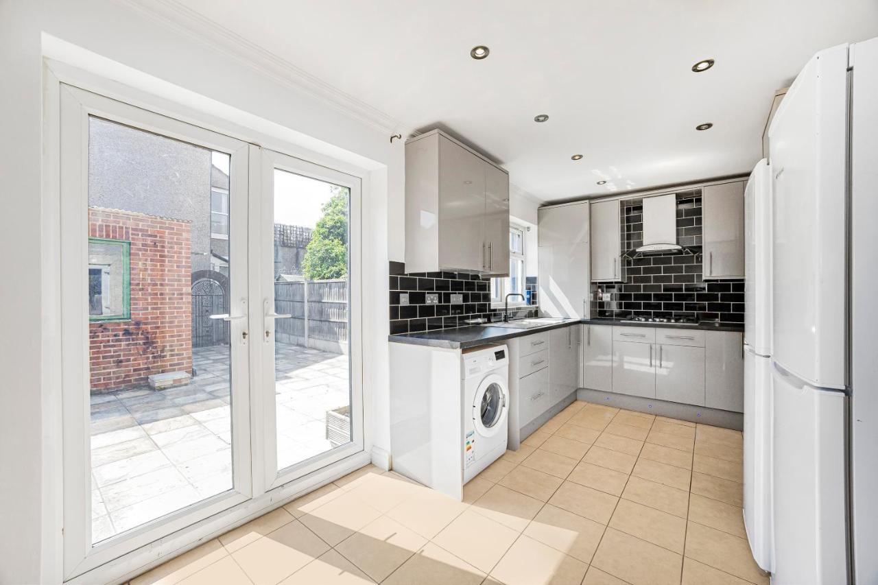 Rose Terrace London