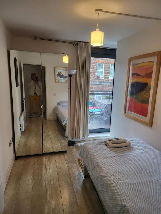 Apartment Walking To Tower Bridge London