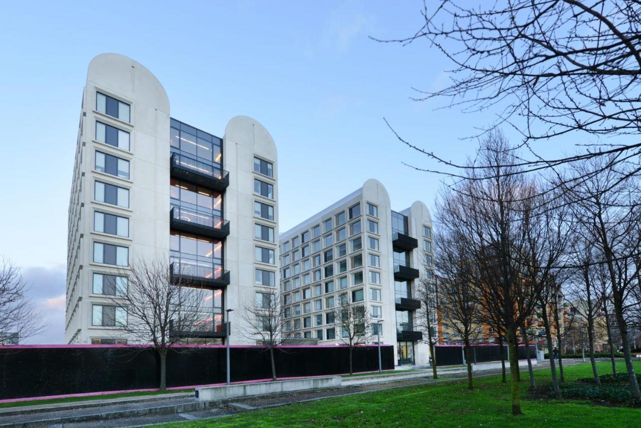 For Students Only Spacious At Flinders House Located In * Londen