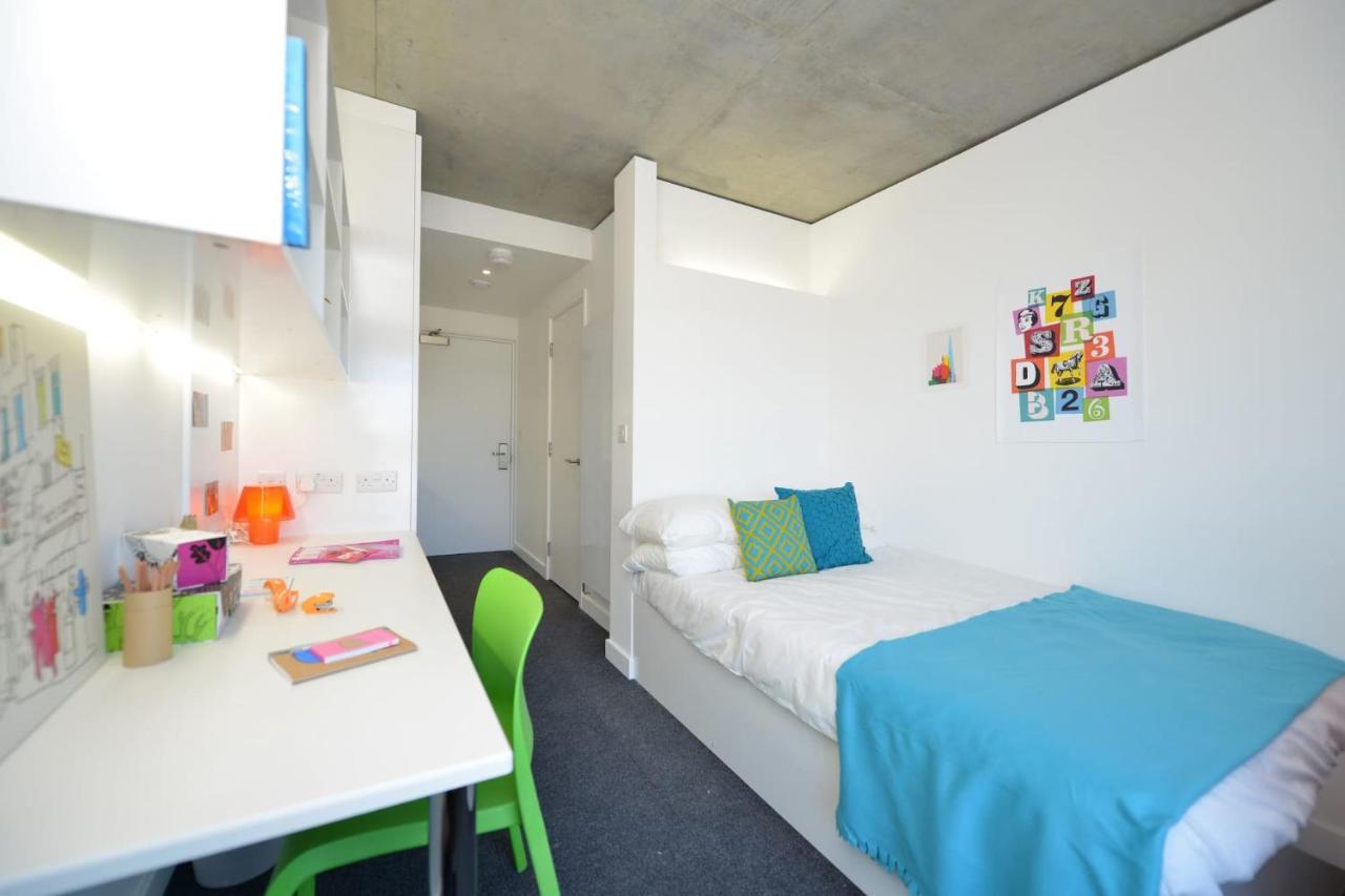 Appartement For Students Only Spacious At Flinders House Located In Londen
