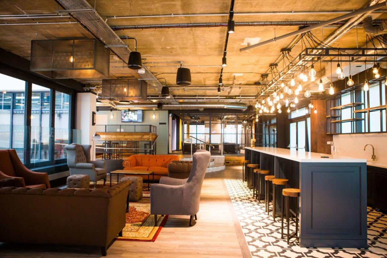 Cosy And At Chapter Aldgate In Appartement Londen