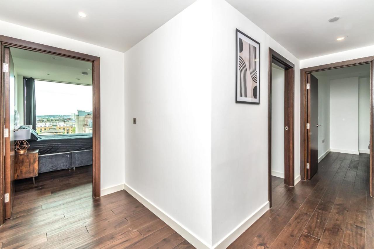 Appartement Luxury 2 Bedroom In Tower Hill Londen