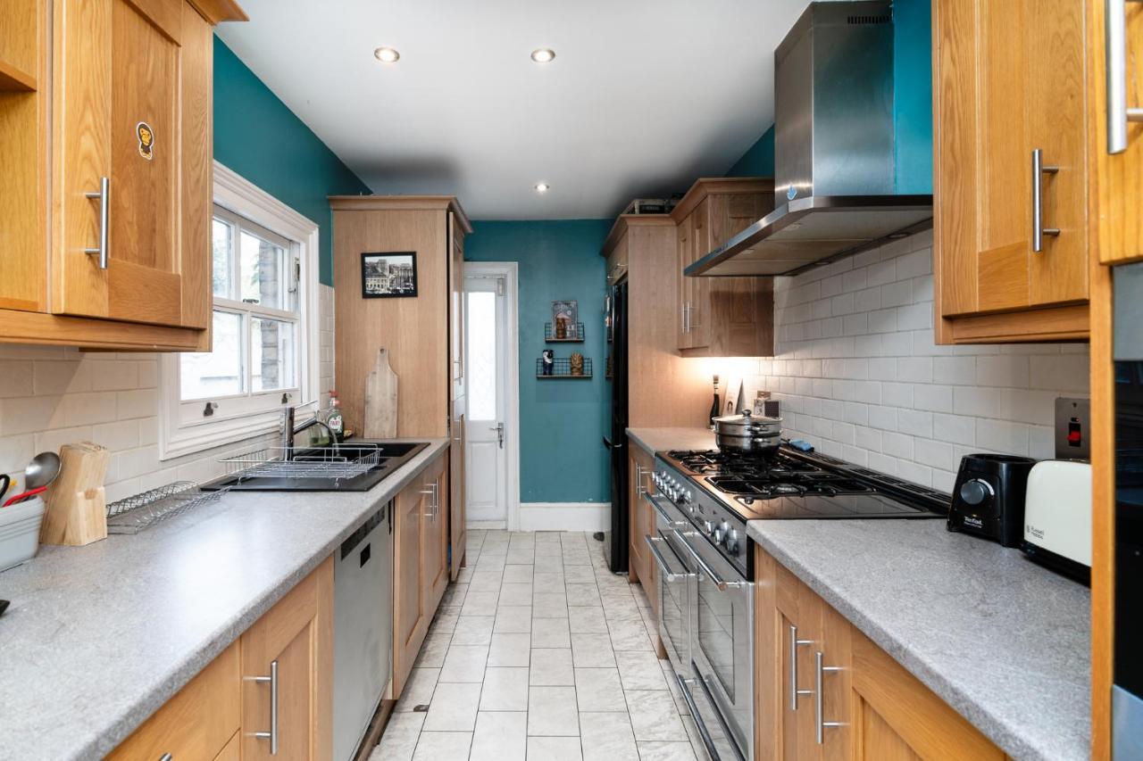 Master En - Townhouse Double With Garden & Hot Tub
