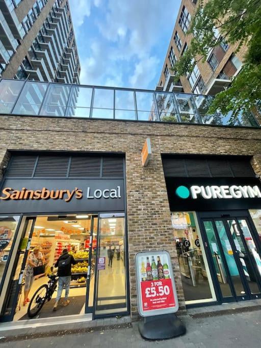 Leilighet Spacious 2 Bed Flat Next To Elizabeth Line