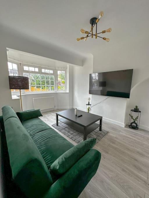 Lejlighed Comfortable In 3 Bed House *