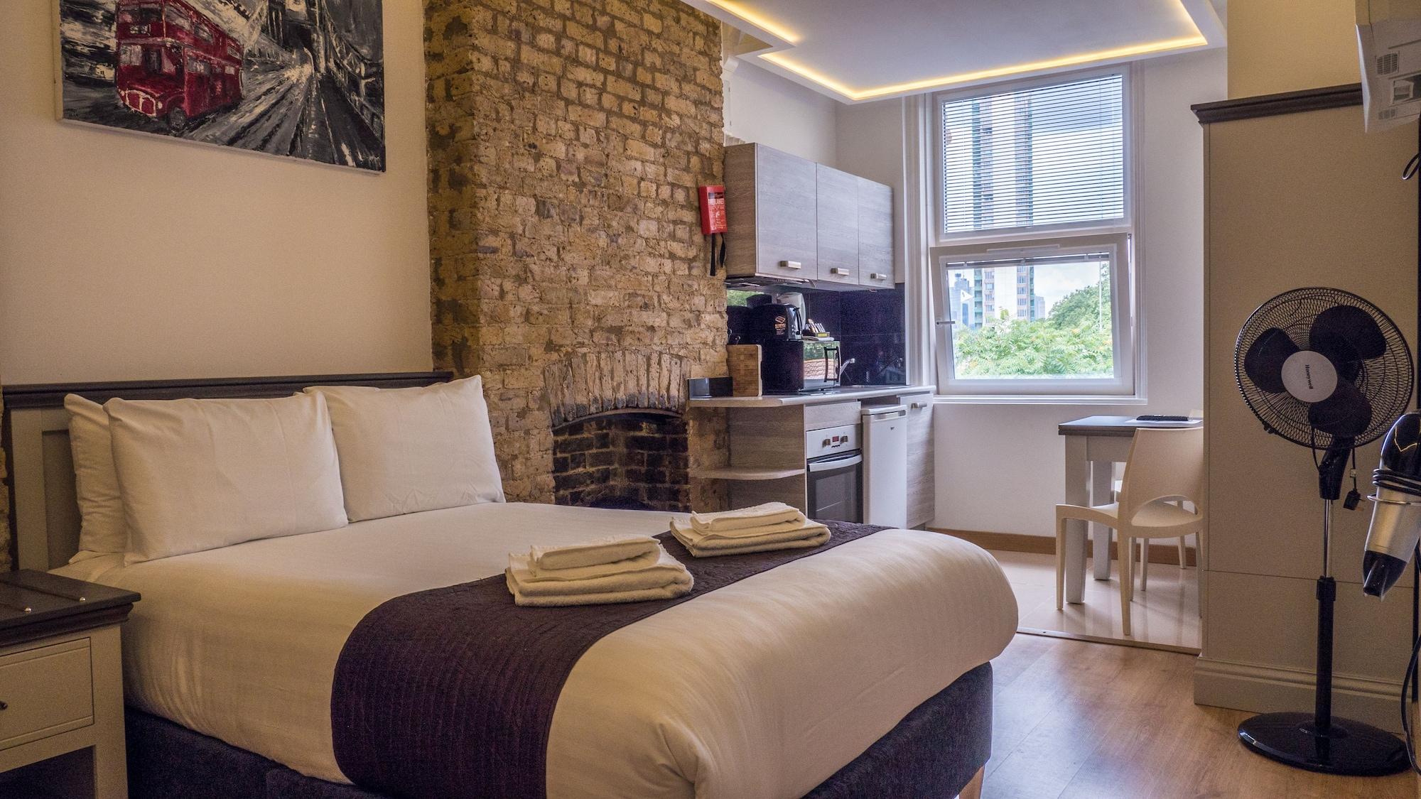 Aparthotel London Stay Apartments 3*