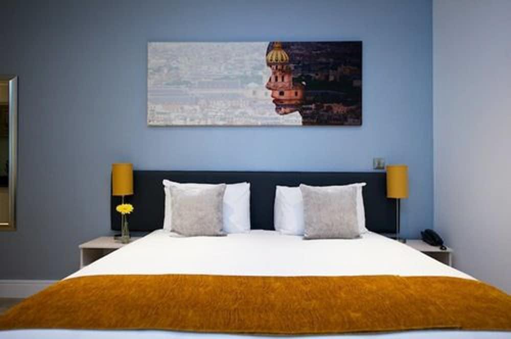 Staycity Greenwich High Road 3* London