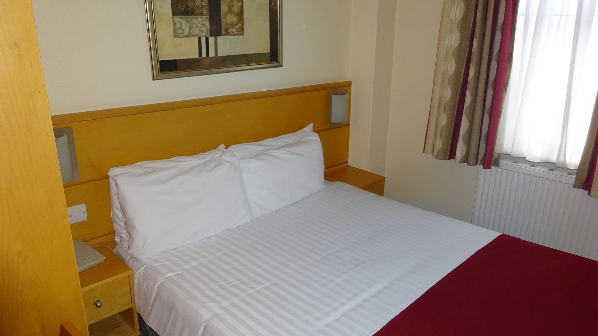 Americana Hotell