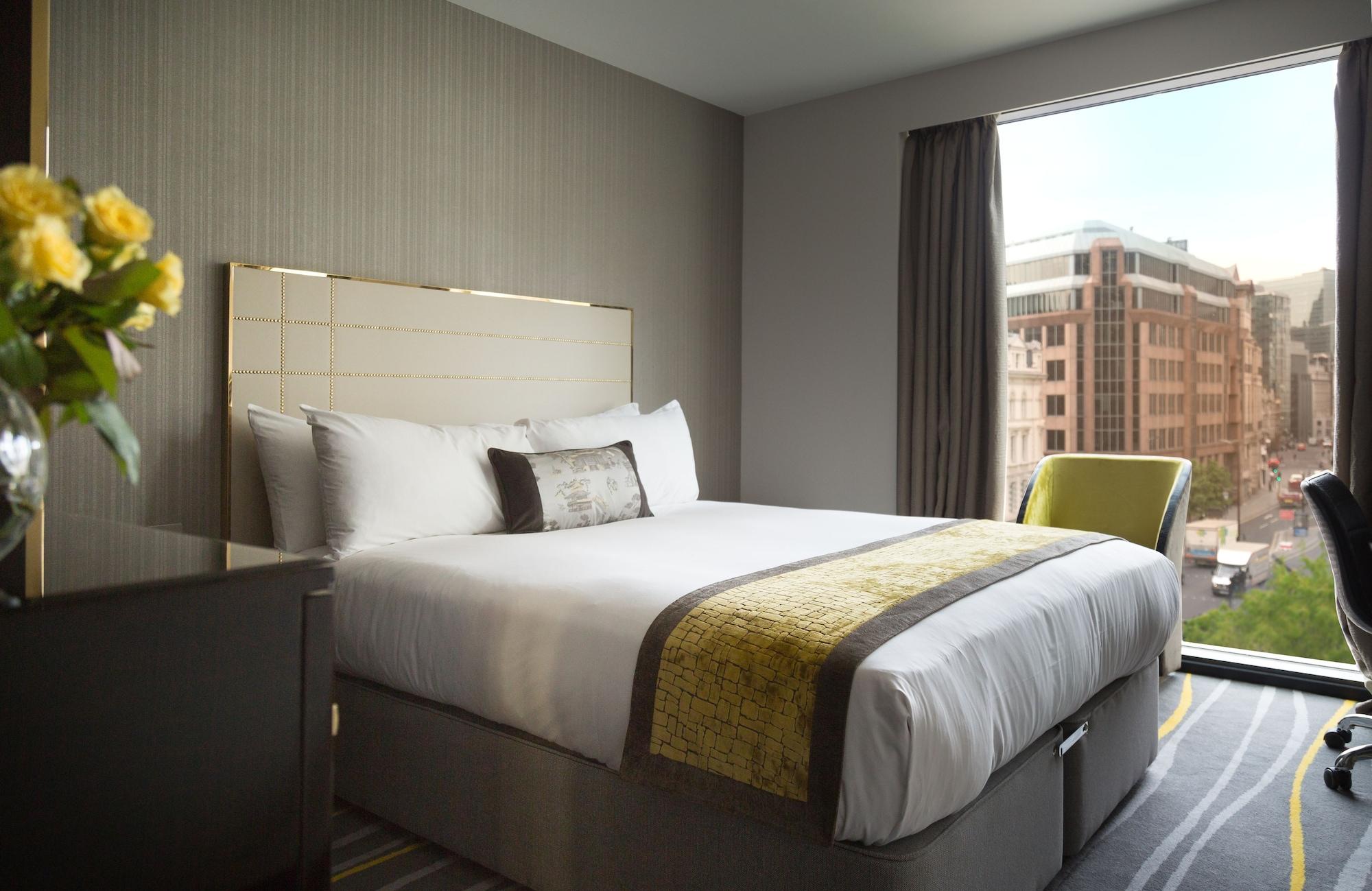 Hotel Saint London 4* London