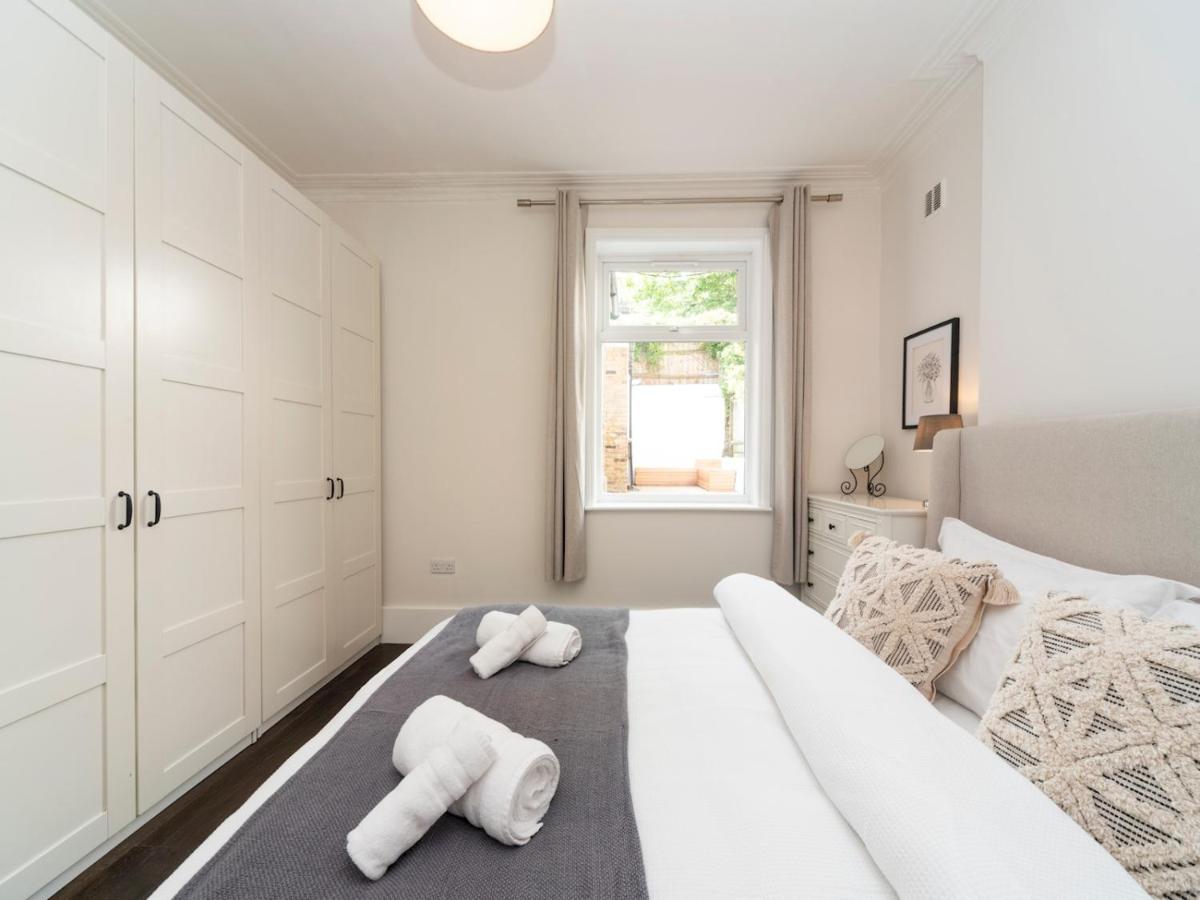 Pass The Keys Elegant Modern 2 Bed Flat Near Greenwich Park Londra