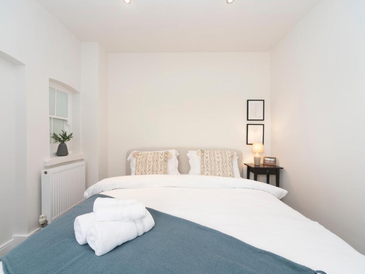 Pass The Keys Elegant Modern 2 Bed Flat Near Greenwich Park Londra