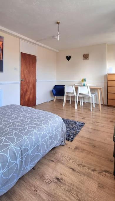 Leilighet Large Duplex In Bermondsey London