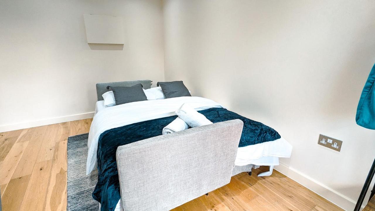 Spacious In Trendy Hackney * London