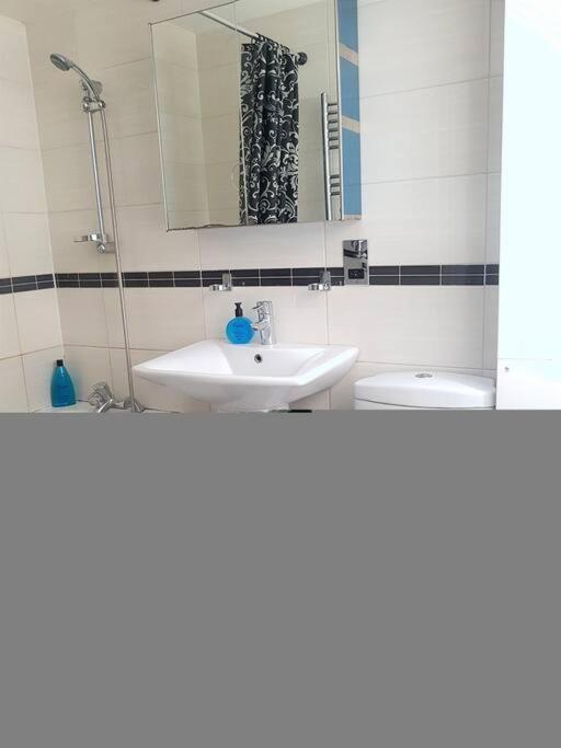 Lejlighed Cosy Flat In Great Locationin *