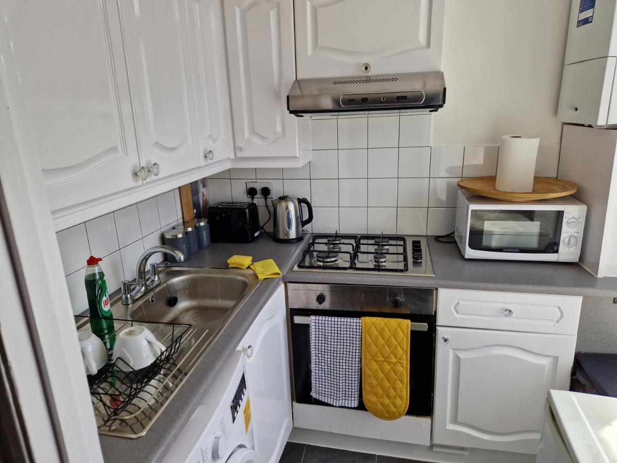 Lägenhet A Lovely One Bedroom In Hither Lane London