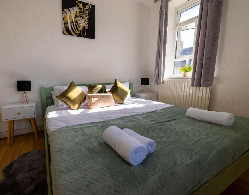 Lejlighed Pristine 3 Beds Hackney E9 London