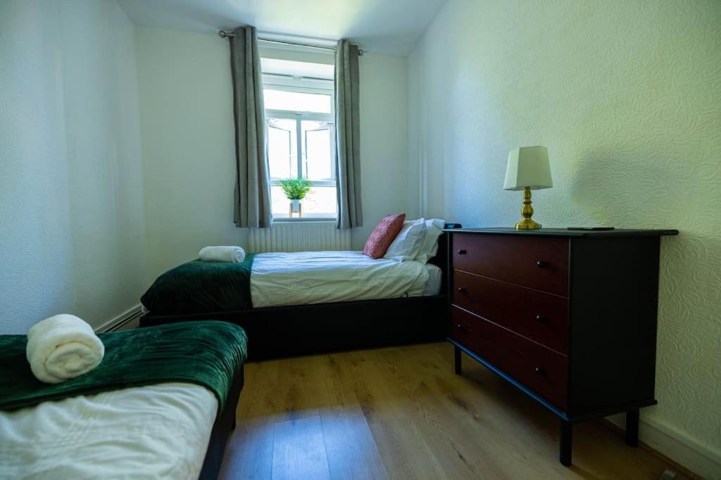Pristine 3 Beds Hackney E9 Lejlighed