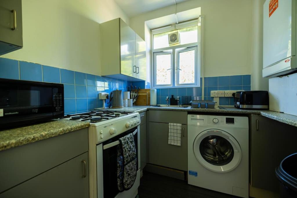 Lejlighed Pristine 3 Beds Hackney E9 London