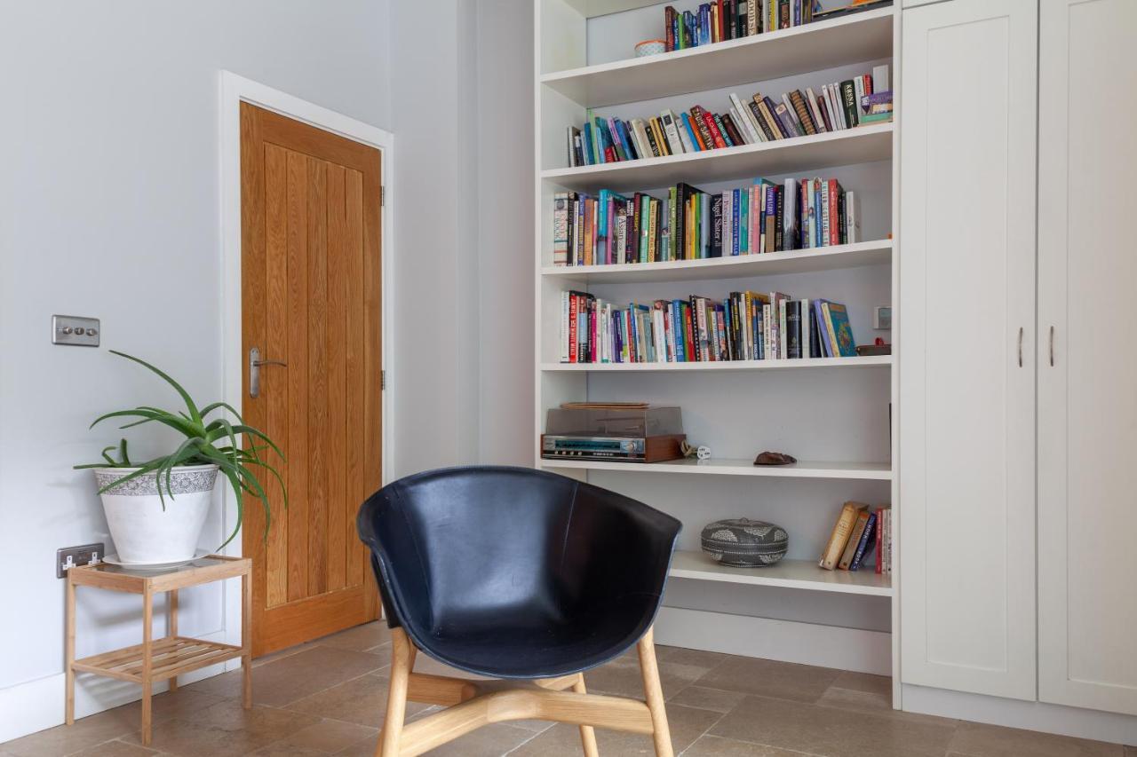 Bright Groundfloor 3br Flat, Brockley, Se Leilighet London