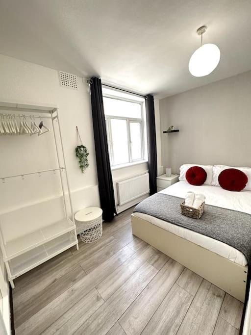 Stunning 2-bed Near London. Lägenhet London