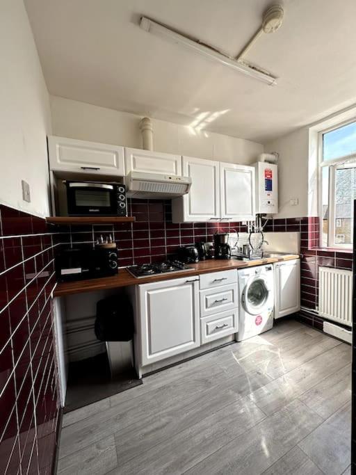 Lägenhet Stunning 2-bed Near London. London