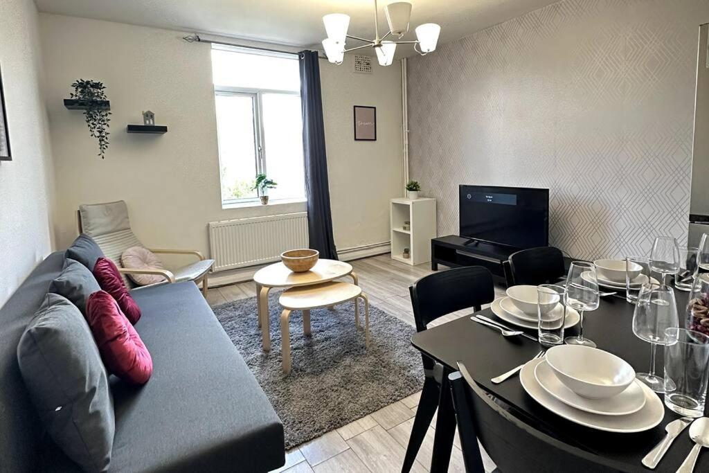 Stunning 2-bed Near London. Lägenhet London