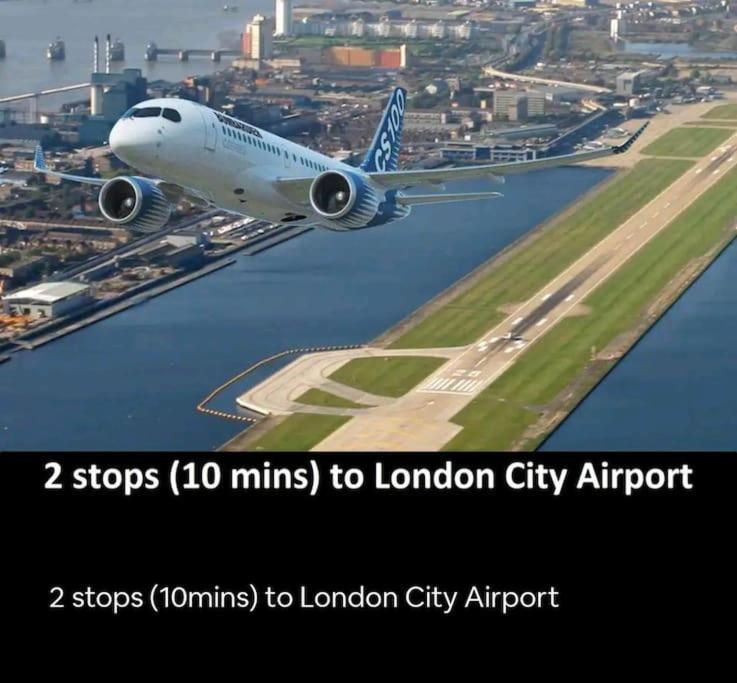 Snuggle - Riverside - Views Over Looking River Thames, Close To O2 Arena, Excel, Airport, Thames Clipper- River Boat Service, Woolwich Ferry, Onsite Parking, Twin Option Available Londres