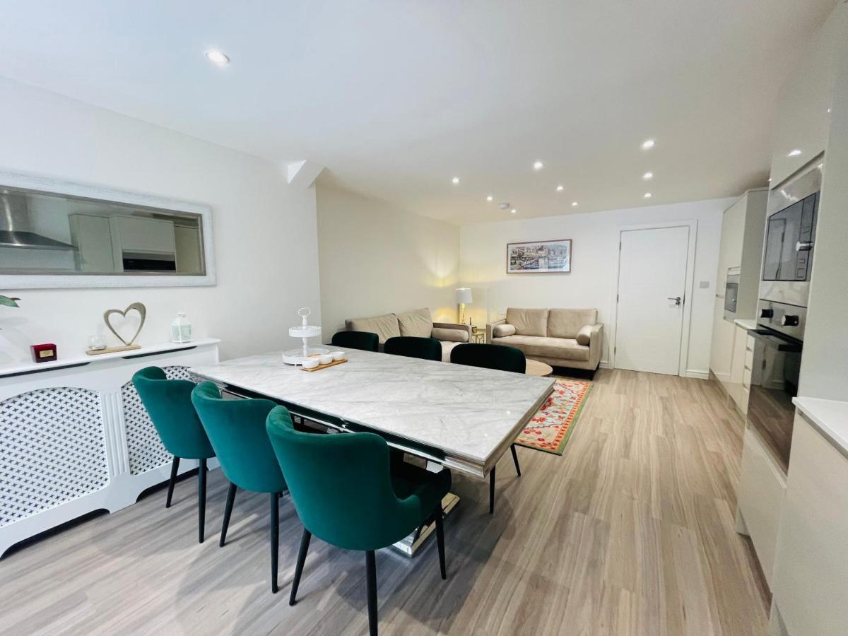 Pensionat Riverside Deluxe Double E14 *