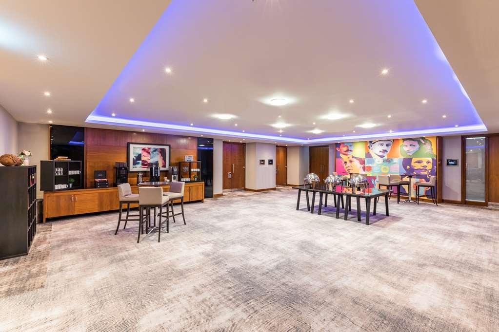 Radisson And Conf Centre Heathrow London
